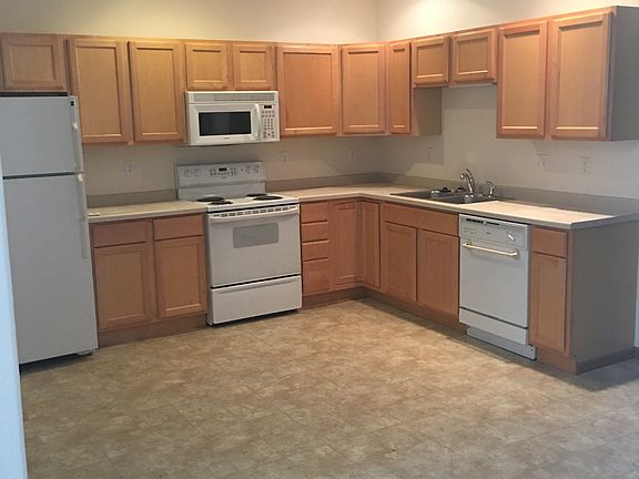 2nd image of 206 S Broadway Ste 110