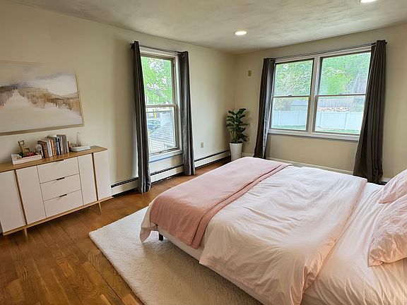 2nd image of 8 Chestnut St #1