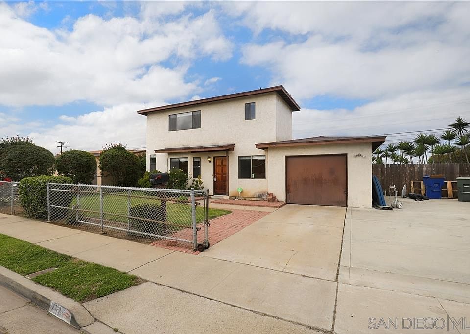 1st image of 752 Oaklawn Ave
