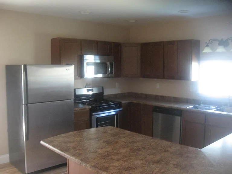 212 N Hamilton St #212 — Photo 2