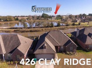 426 Clay Ridge Dr, Youngsville, LA 70592