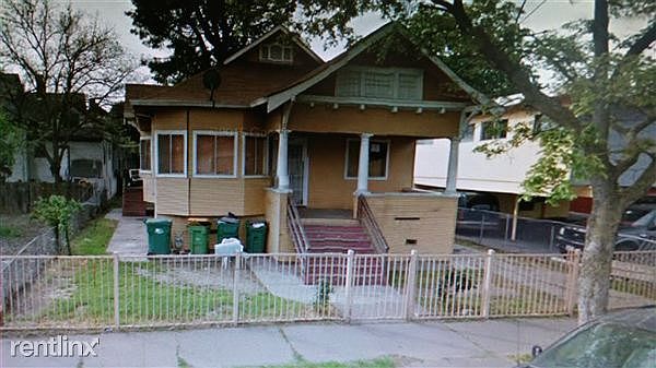 1346 E. Lindsay