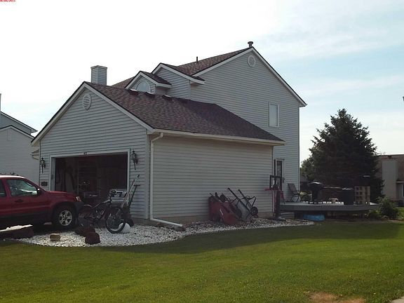 4th image of 403 Berkshire Dr