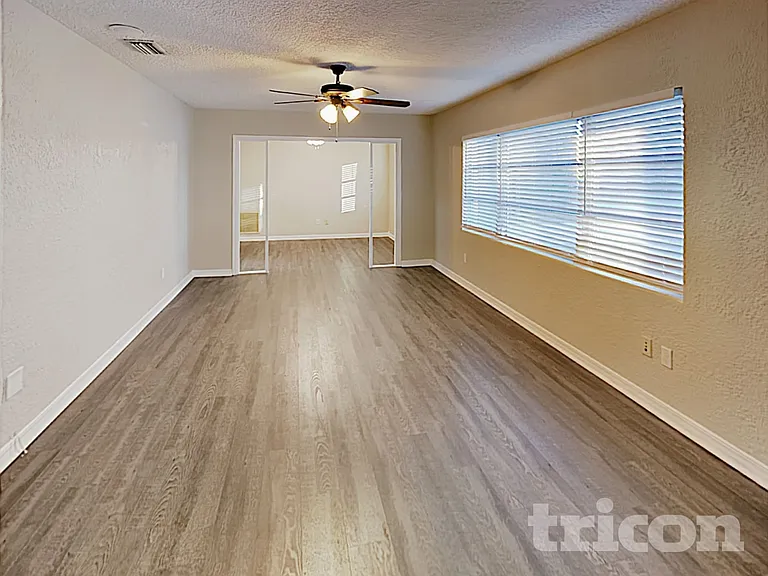 4011 W Nassau St — Photo 3