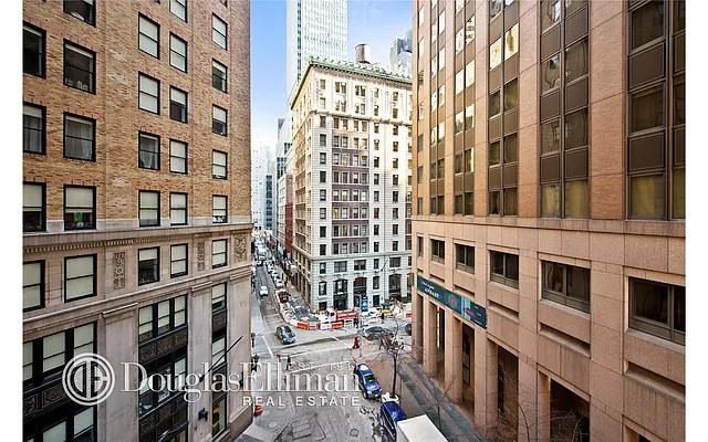 Sold by Douglas Elliman | media 14