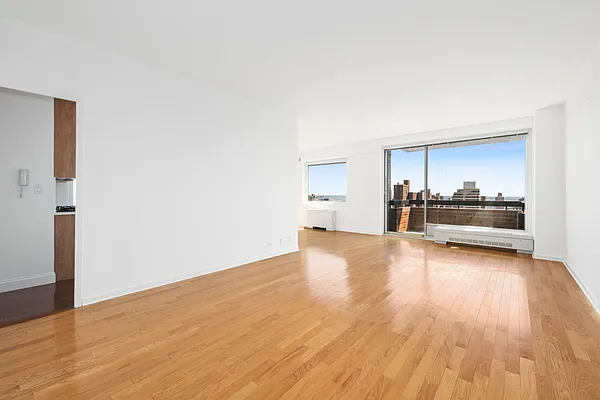 Rented by Corcoran | media 17