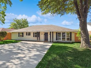 2516 Club Terrace Dr, Dallas, TX 75237