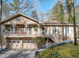 302 Stonewall Estates Dr, Tiger, GA 30576