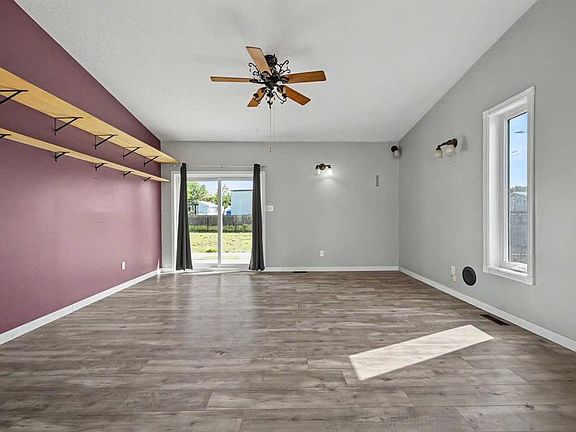 5th image of 5003 W 46th St