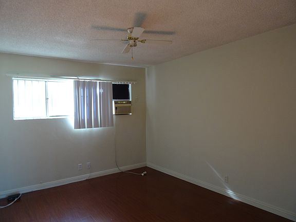5th image of 1629 Del Mar Ave APT 4