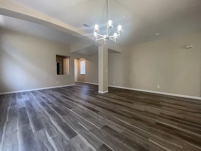 836 Shasta Daisy Dr — Photo 5