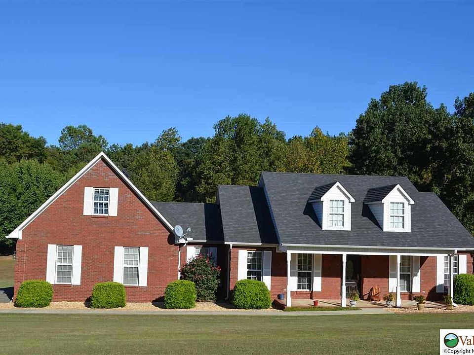 2nd image of 71 Mountain Brook Dr