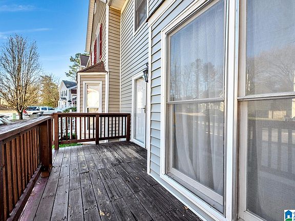 5th image of 814 Jamestown Manor Park