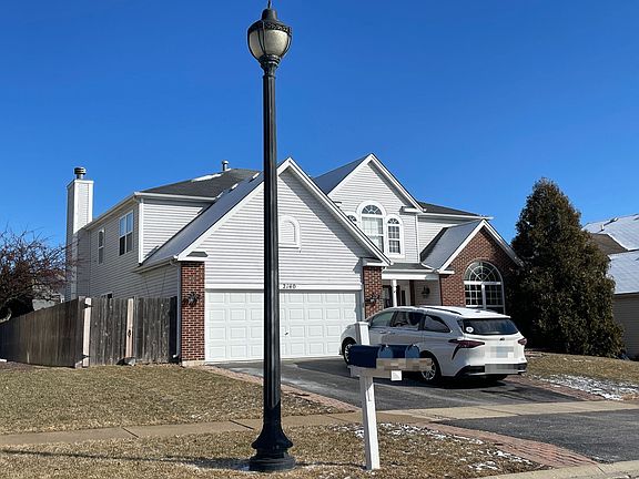 3rd image of 2140 W Meadowview Dr