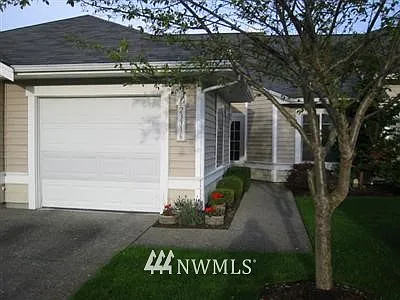 23316 53 Avenue S photo 1
