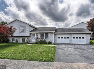 7 S Christian St, Cleona, PA