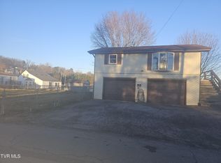 100 Fairfax Rd, Kingsport, TN 37660