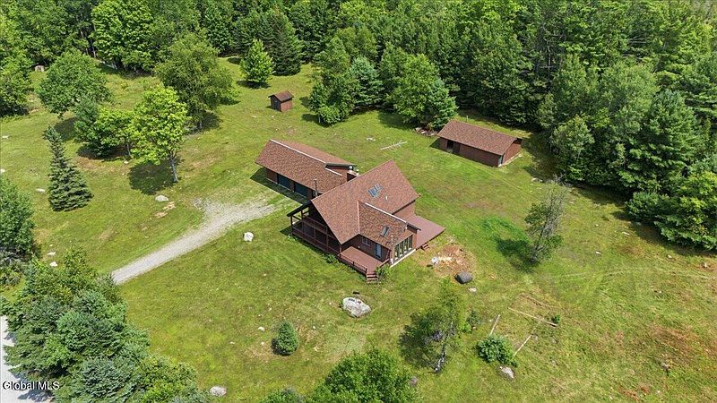 4th image of 241 Perry Road