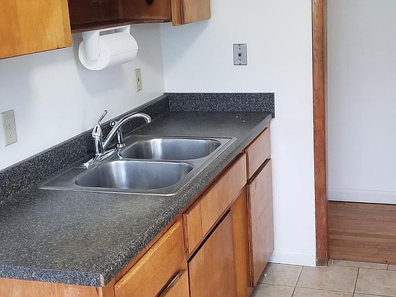 2nd image of 14 N Taylor Ave #B2