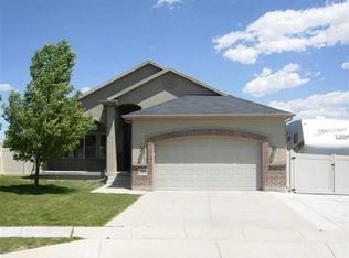 5560 W Mallow Ridge Cir, Salt Lake City, UT 84118