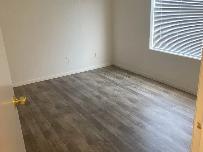 5271 Lindell Rd #201 — Photo 8