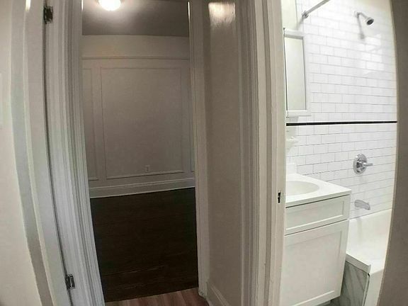 5th image of 31-13 34th St #3C
