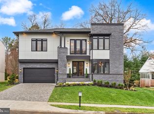 6539 Fairlawn Dr, Mc Lean, VA 22101