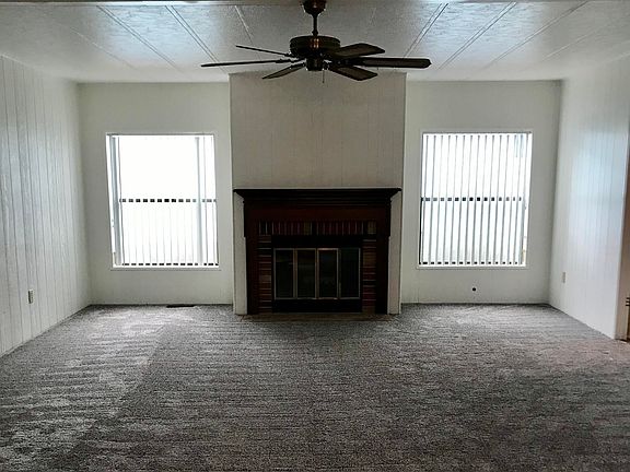 2nd image of 64 Poinsettia Gardens Dr
