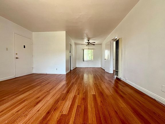 2nd image of 719-729 E Chevy Chase Dr #723-C