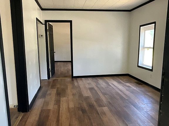 5th image of 195 Bay Rd Unit A