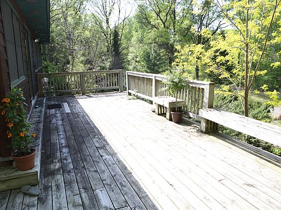 4th image of 8605 360th St