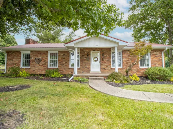 1806 Thatchers Mill Rd, Paris, KY 40361