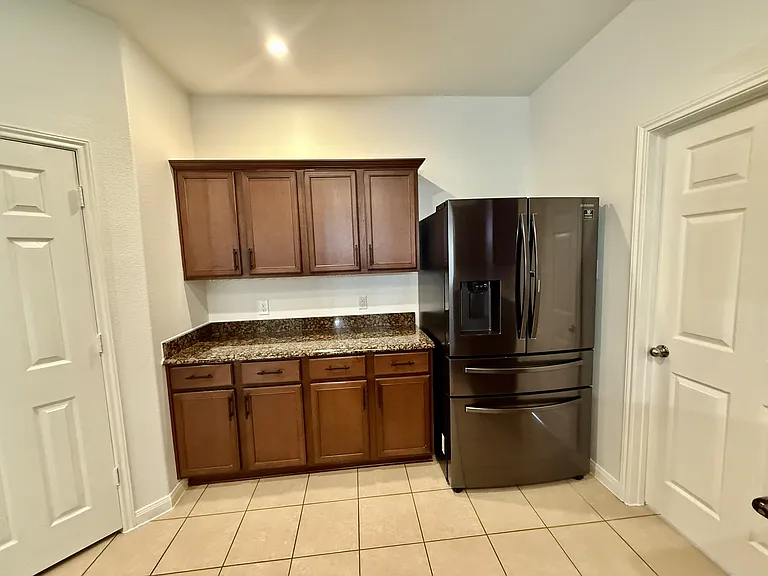 205 Oriole Dr — Photo 20