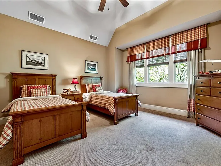 6407 Grand Marina Cir — Photo 68