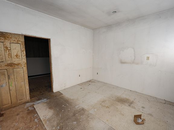 3rd image of 1781 S State Road 205