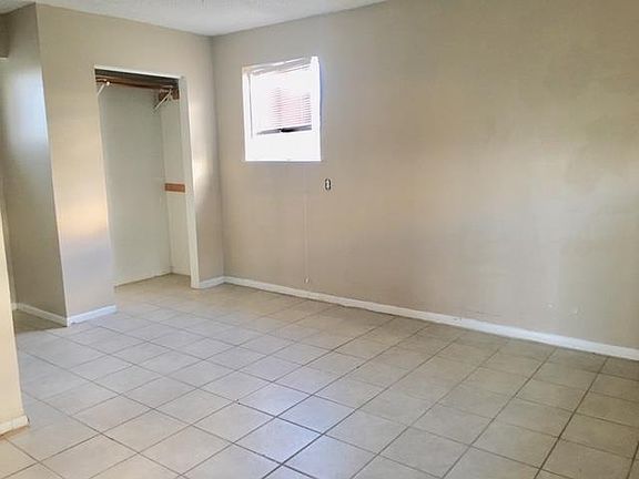 5th image of 2030 Cat Tail Ln Unit 4