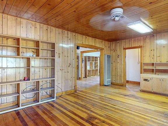 2nd image of 315 Tesuque Dr