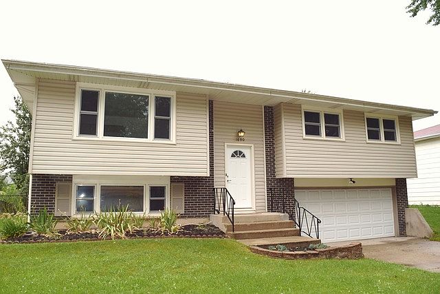 1st image of 1890 Marigold Ln