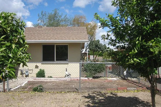 10119 W Deanne Dr — Photo 3