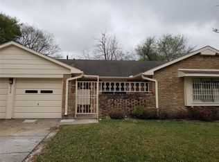 8806 Leader St, Houston, TX 77036