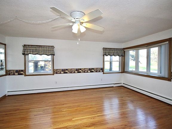 3rd image of 3608 S Glenwood Dr