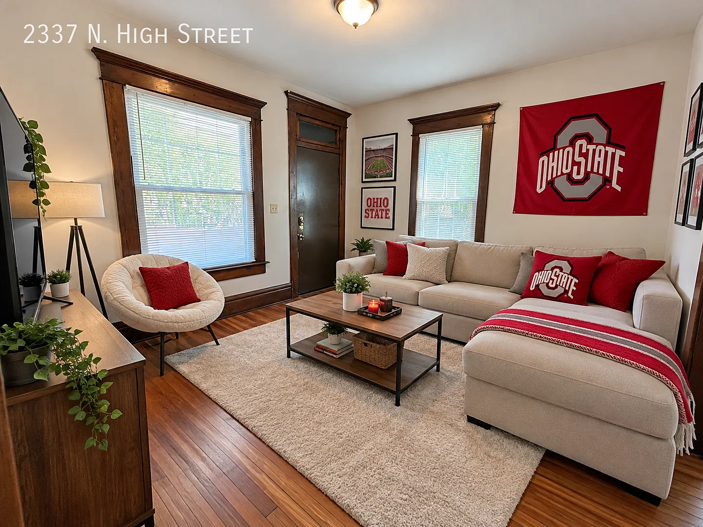 Large 4 Bed 1.5 Bath Right in North Campus - Available FALL 2027 — Photo 3