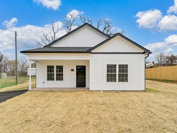 35 Rosamae Dr, Roanoke, VA 24019