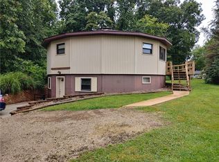 1208 E Wood St, Paris, IL 61944