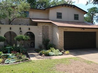 1717 Lakewood Blvd, Euless, TX 76039
