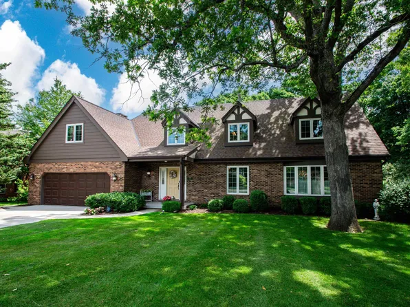 1212 W Wexford Pl, Peoria, IL 61615