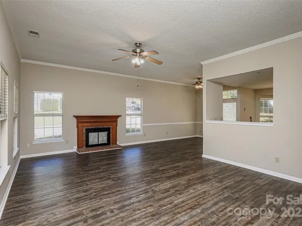 14301 Beryl Ct, Pineville, NC 28134