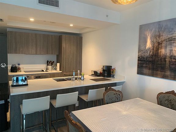 4th image of 801 S Miami Ave #3907