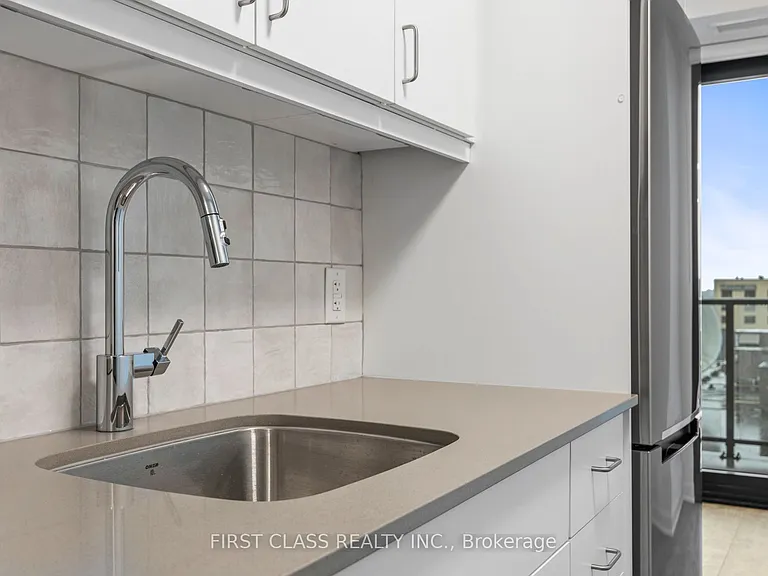 223 Princess St #403 — Photo 18