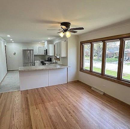 3rd image of 7365 Lee St